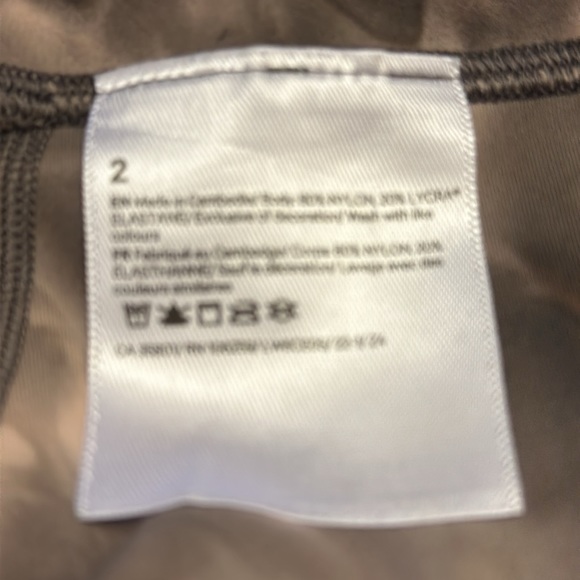 Buttery soft align lululemon leggings - high waist , 23 in inseam . - Picture 4 of 4